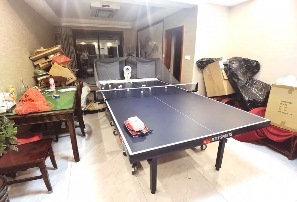 籃球架