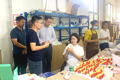 楊淑亭鄉(xiāng)村產(chǎn)業(yè)云車間溆浦車間正式掛牌，開啟數(shù)字化車間新模式